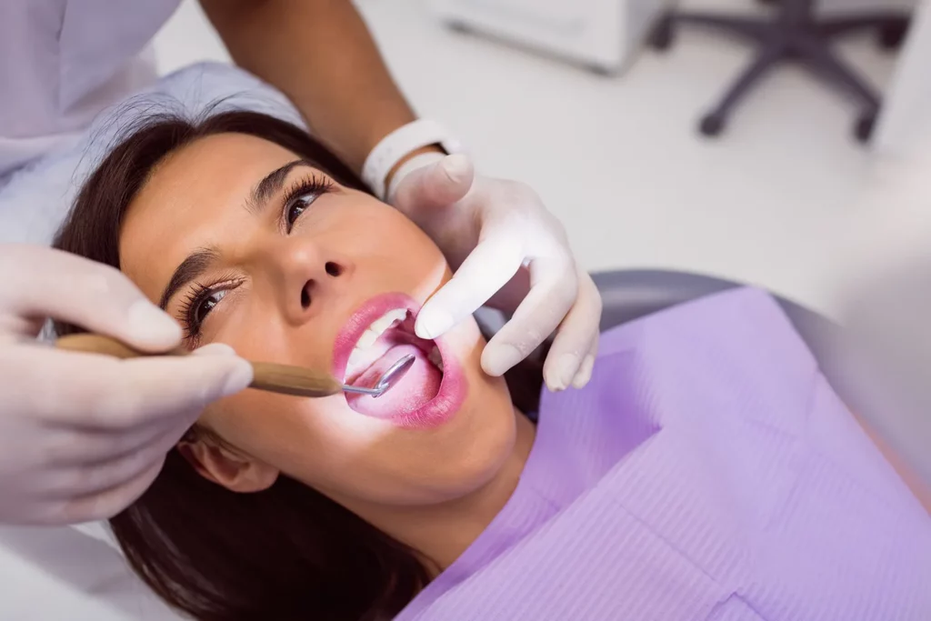 what-is-pericoronitis-1024x683