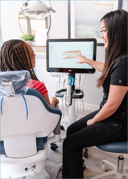 brush365 expert with happy client are smiling